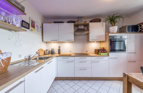 Hart Apartment | Holiday Apartment "Parzinger 2" close to Chiemsee with Mountain View & Terrace