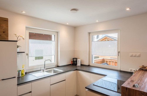 Fie allo Sciliar Apartment | Holiday Apartment "Roderer" with Mountain View, Wi-Fi, Balconies & Terrace