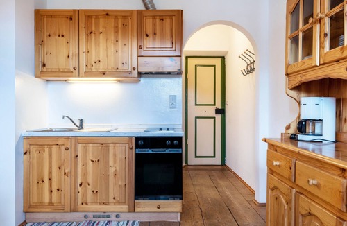Collalbo Apartment | Holiday Apartment 'Sallrain Hof 1' with Mountain View & Balcony