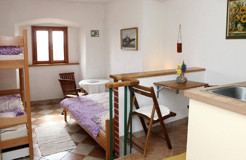 Kras Other | Holiday apartment Stanjel for 1 - 4 persons - Castle