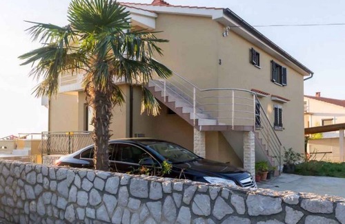 Municipality of Omisalj Apartment | Holiday apartment with air conditioning