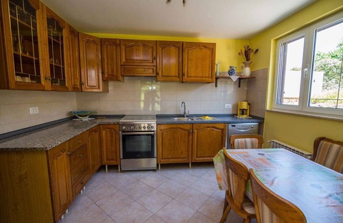 Veli Losinj Apartment | Holiday apartment with large terrace