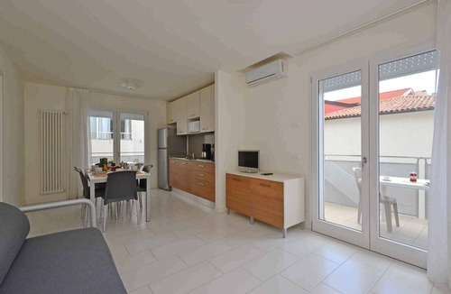 Lignano Sabbiadoro Apartment | Holiday apartment with air conditioning, Internet and balcony