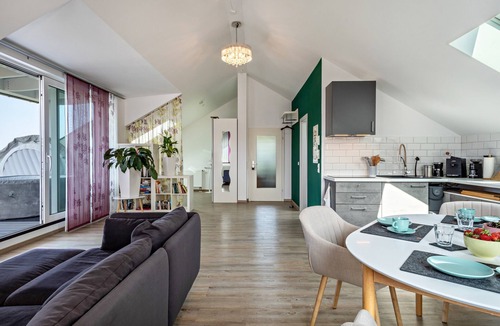Kressbronn Apartment | Holiday Apartment "Loft Schwenck" with Lake View, Shared Terrace & Wi-Fi