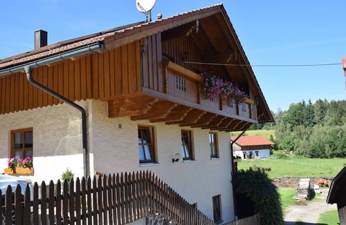 Arrach Apartment | Holiday flat 2 with large balcony