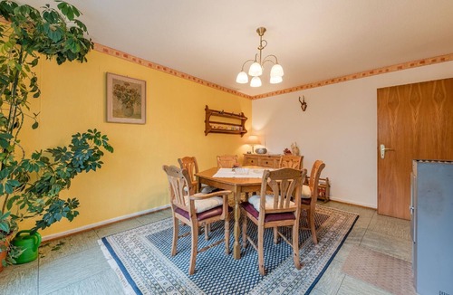 Hundheim Apartment | Holiday flat "Störzel A" with own parking space