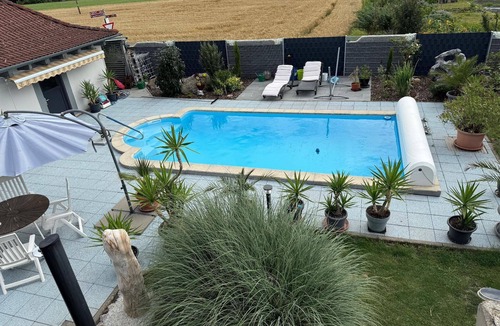 Aull Apartment | Holiday flat with pool, directly on the Lahn cycle path