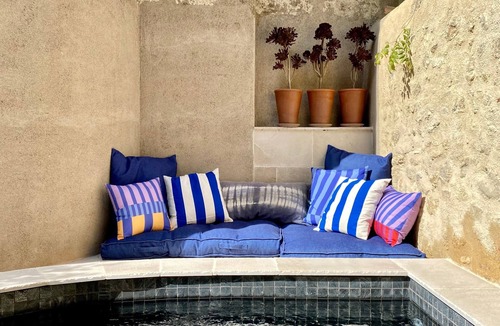 Lieuran-les-Beziers House | Holiday Home 'Présbytère' with Shared Pool, Shared Garden and Wi-Fi