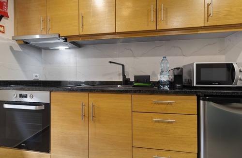 Ponte da Barca House | Holiday Home 'Casa Da Capela' with Mountain View, Wi-Fi and Air Conditioning