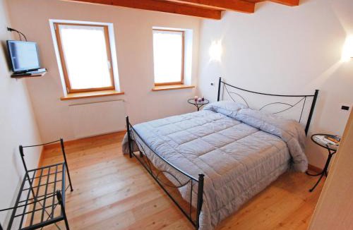 Barcis House | Holiday Home Albergo Diffuso - Cjasa Ressa by Interhome