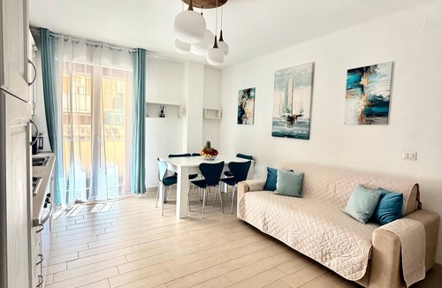 Pivarada House | Holiday Home 'Apartment For 6 People Near The Sea' with Balcony, Wi-Fi and Air Conditioning