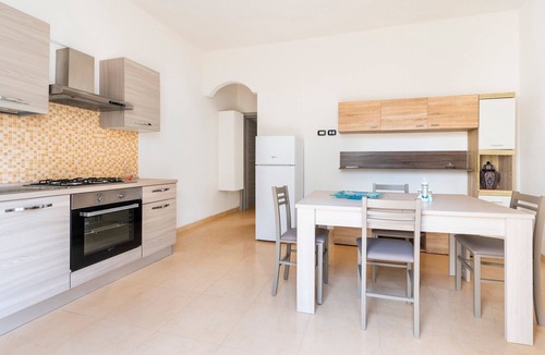 Giurdignano House | Holiday Home 'Db - Alloro' with Private Garden, Wi-Fi and Air Conditioning