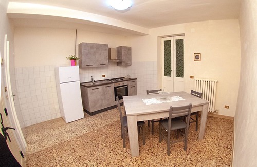 Giurdignano House | Holiday Home 'Db - Mimosa' with Private Terrace, Wi-Fi and Air Conditioning