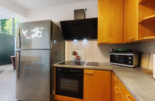 Ammeldingen bei Neuerburg House | Holiday Home 'Eifel Atrium' with Private Terrace and Wi-Fi