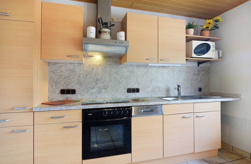 Lissendorf House | Holiday Home “Eifelferienhaus Thome” with Wi-Fi