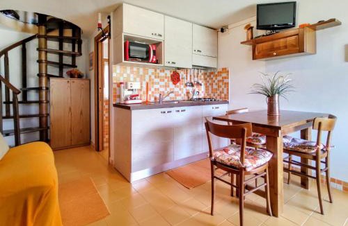 Peglio House | Holiday Home Giulia by Interhome