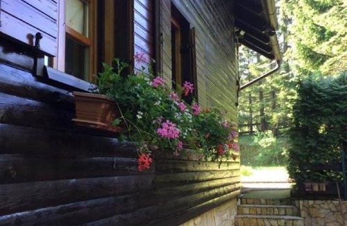 Cujica Krcevina House | Holiday Home Snow Hill with Swimming Pool