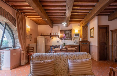 Gaville House | Holiday Home in Tuscany with Pool & BBQ