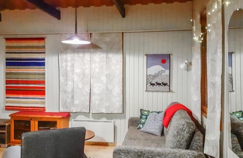 Rukatunturi House | Holiday Home Kaukosaaren ahonlaita by Interhome