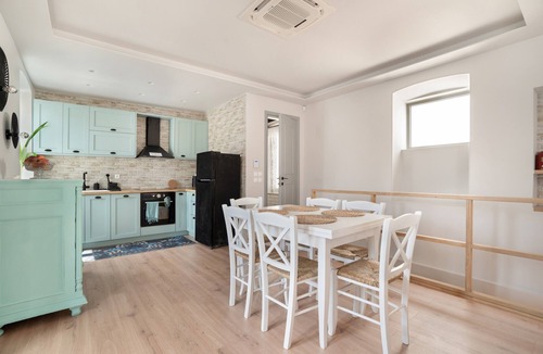 Kilada House | Holiday Home 'Koilada Family House 1' with Sea View, Wi-Fi