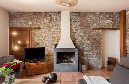 Thy-le-Bauduin House | Holiday Home La Bastide by Interhome