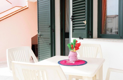 Limpiddu Apartment | Holiday Home 'Limpiddu 5' with Mountain View and Shared Garden