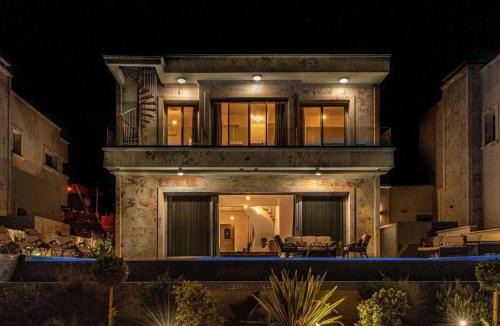 Kissonerga House | Holiday Home Olymp Luxus-Villa by Interhome