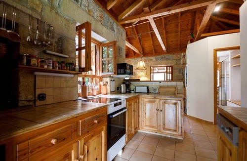 Lefktron House | Holiday home only 300m from Stoupa beach, beautiful garden, Peloponnese
