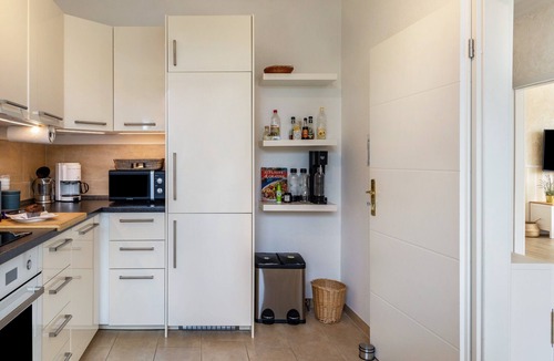 Rathenow House | Holiday Home Optikstadt Rathenow with Terrace, Fireplace, Smart TV, Wi-Fi & Parking near Havel