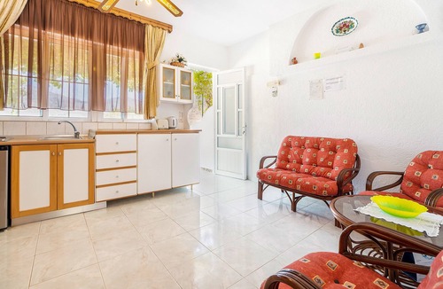 Livadia House | Holiday Home 'Panorama Tilos Apt B' with Sea View, Wi-Fi and Air Conditioning