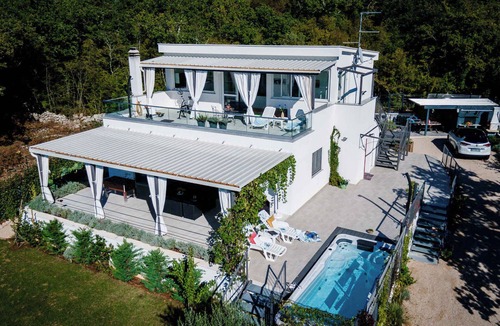 Sveti Vid-Miholjice House | Holiday home pet friendly