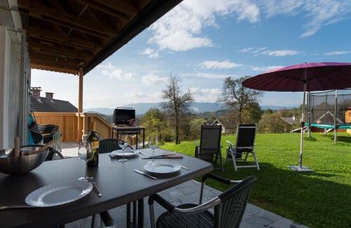 Trzic House | Holiday Home Planina