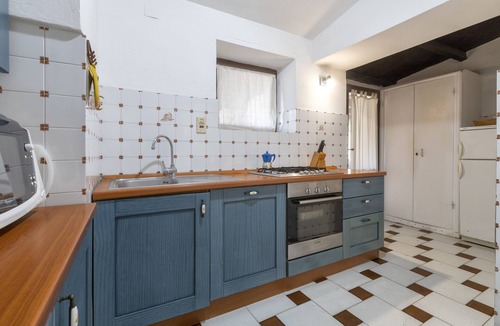 Pischina Salida House | Holiday Home 'Residence Capo Caccia Alghero' with Shared Pool and Private Terrace