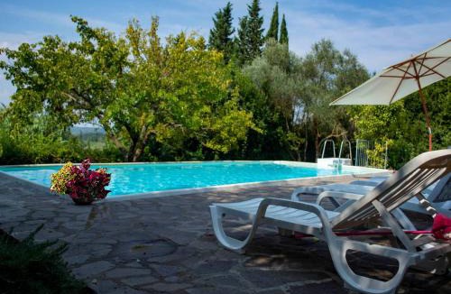 Ghizzano House | Holiday Home Rustikale Villa mit Swimmingpool in den toskanischen Hügeln by Interhome
