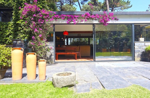 Vila do Conde House | Holiday home, situated in the pinewood, 10 minutes walk from the beach.