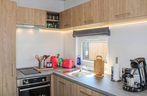Wemding House | Holiday Home "Tiny House Lohse" with Private Terrace, Now with Bed Linen and Towels