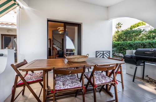 Sarroch House | Holiday Home "Villa Judith" with Sea View, Private Terrace & Wi-Fi
