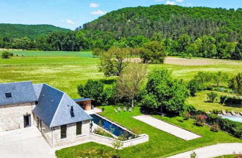 Coly House | Holiday Home Villa Luceo Perigord - Dordogne 8pers Piscine Clim by Interhome