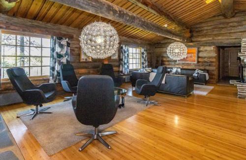 Kuusamo House | Holiday Home Villihanhi by Interhome