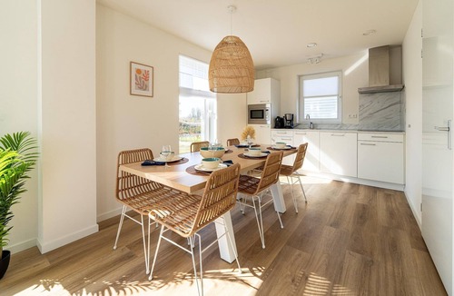 Bernisse House | Holiday home with lots of privacy
