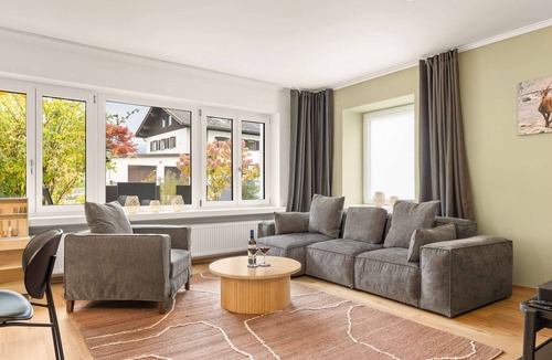 Ruhpolding House | Holiday home with terrace whirlpool, families welcome!