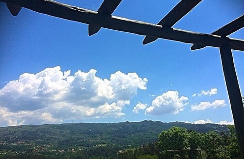 Varzea da Ovelha e Aliviada House | Holiday home with view of the water