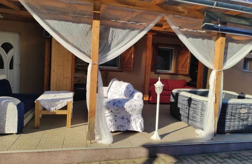 Kereki House | Holiday home with WiFi, whirlpool, infrared sauna, pool and children's playground