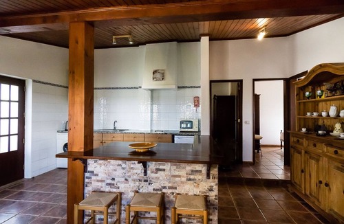 Espiche House | Holiday homes on property with vines and collective pool near the Praia da Luz