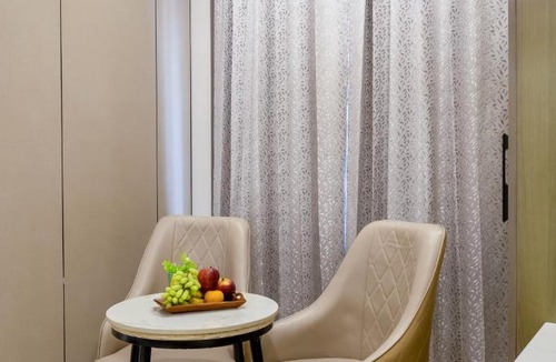Paharganj Hotel | Holiday Homez, City Centre with Free Airport & Train Station Pickup
