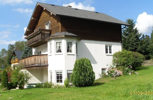 Vogelsgrun House | Holiday house Auerbach for 1 - 10 persons with 4 bedrooms - Holiday home