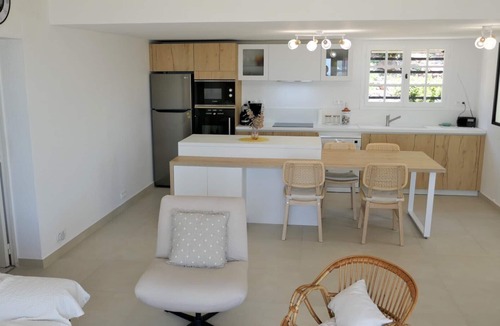 Antheor House | Holiday house for 4/6 persons with air conditioning and sea view