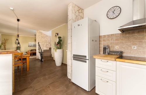 Garica House | Holiday house Garica for 1 - 6 persons with 3 bedrooms - Holiday house