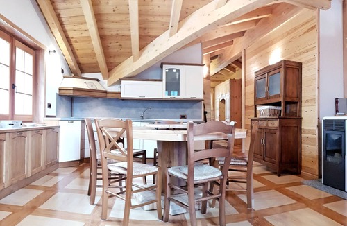 Varzo Apartment | Holiday House in typical mountain Chalet