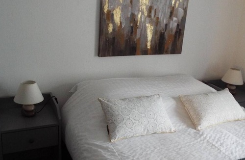 Mantes-la-Ville House | Holiday house Mantes la Ville for 1 - 2 persons with 1 bedroom - Row house